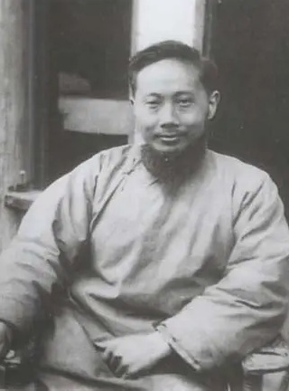 李公朴
